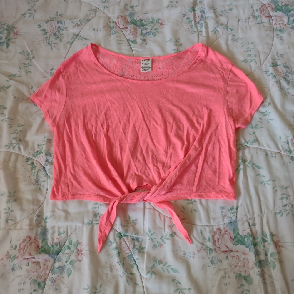 VS Pink UV Reactive Oversized Lace Back Crop Top